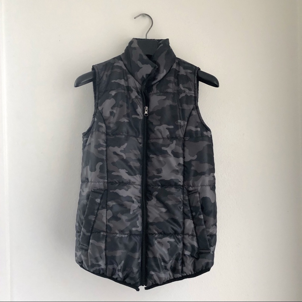 Sz M Camo Vest